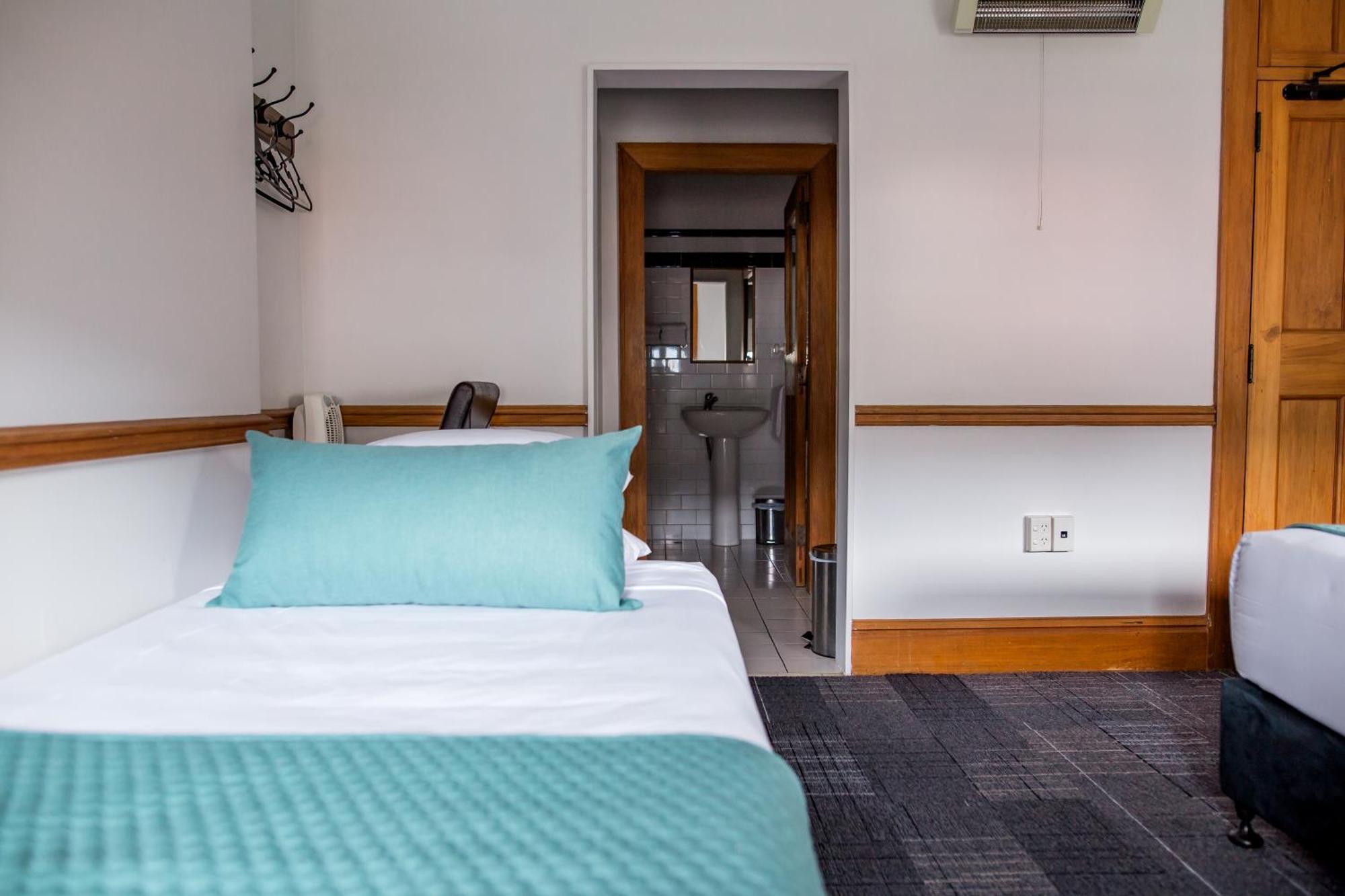 The Cambridge Hotel & Backpackers Wellington Exterior foto